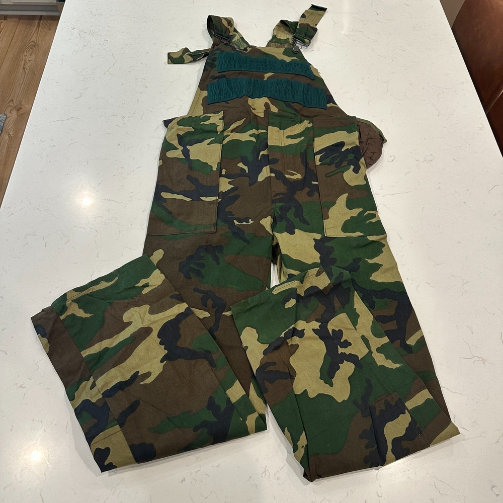 Vintage RedHead Camo Hunting Bib Overalls Mens M Woodland Deadstock Made in USA